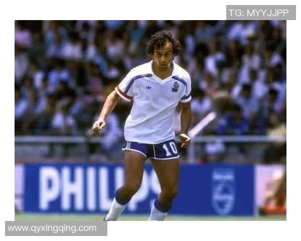 历史足球球星能力排名盘点 谁是足坛最具影响力的传奇球员